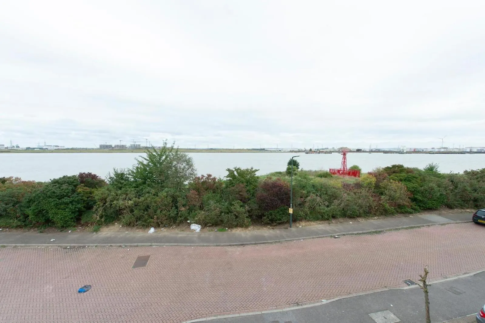 Lovely 5 Bed House With 8 Beds In Thamesmead Thamesmead