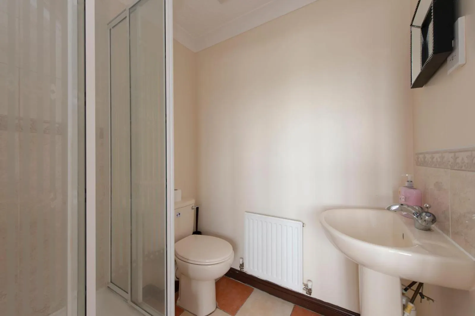 Apartament Lovely 5 Bed House With 8 Beds In Thamesmead Thamesmead