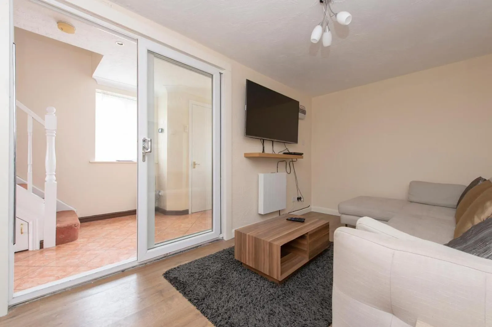 Lovely 5 Bed House With 8 Beds In Thamesmead Thamesmead  0*, Thamesmead (Greater London) Wielka Brytania